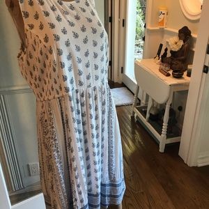 Fat Face brand summer party dress in very good condition. Stunning White & Blue